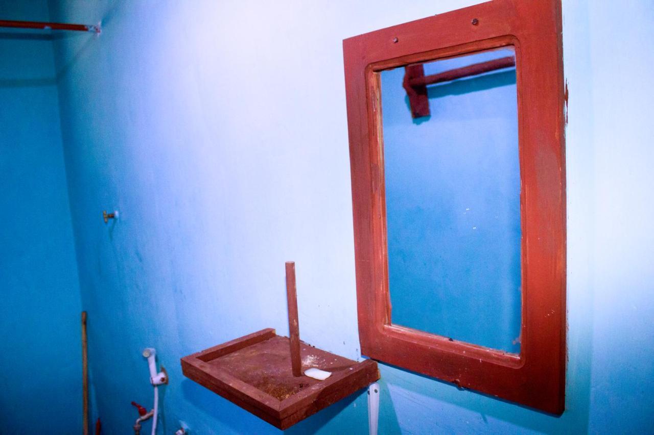 Afro Whale Shark Safari Bed & Breakfast Kilindoni Exterior photo